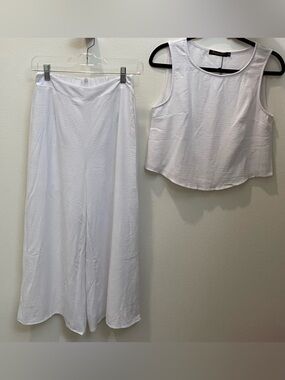 Roylamp Women's White Cropped Wide-Leg and Tank Top Set